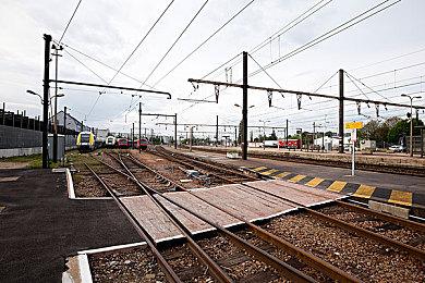 《使命召唤：先锋》11月5日上市 PS玩家可提前测试